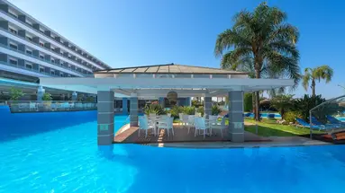 OCEANIS BEACH HOTEL