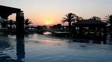 Oceanis Beach Hotel
