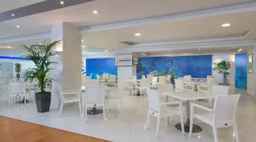 Oceanis Beach
