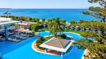 Oceanis Beach