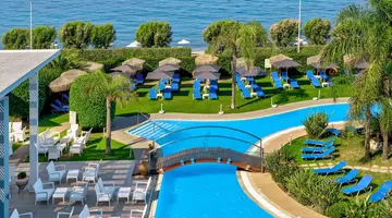 Oceanis Beach