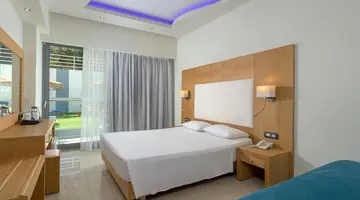 Oceanis Beach