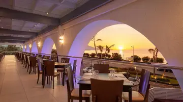 Oceanis Beach
