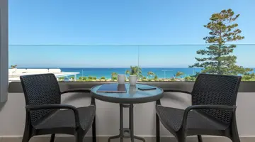 Oceanis Beach