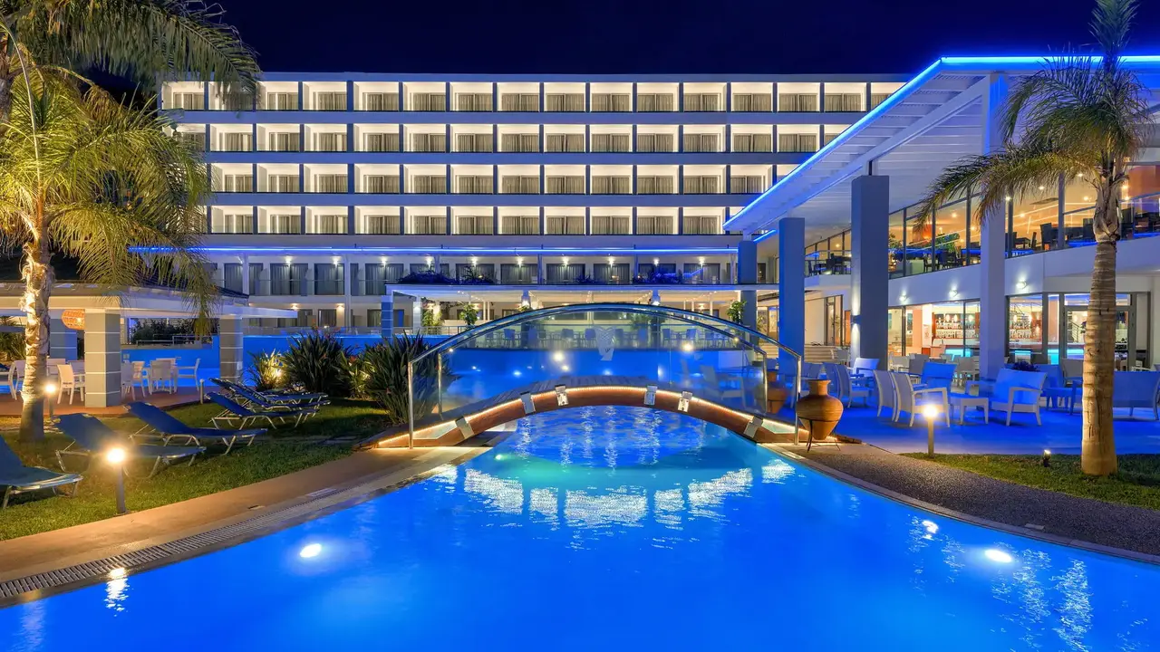 Oceanis Beach