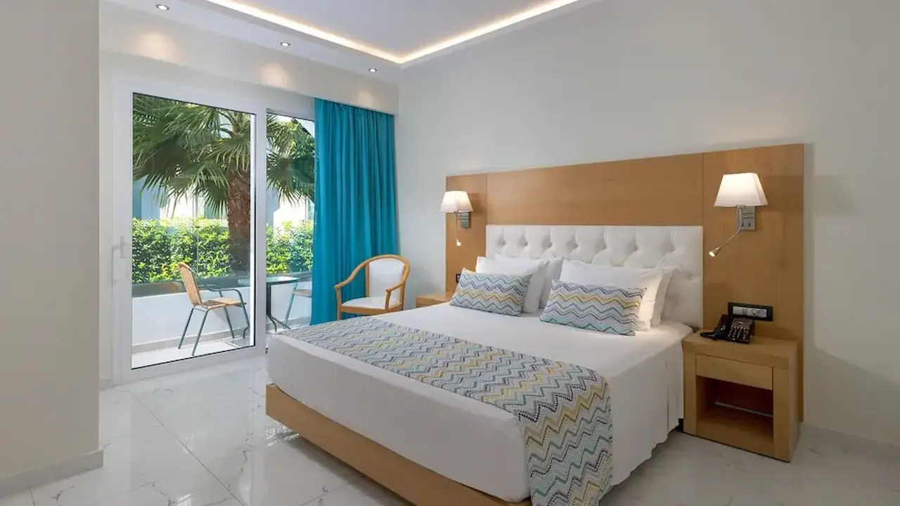 Oceanis Park Hotel