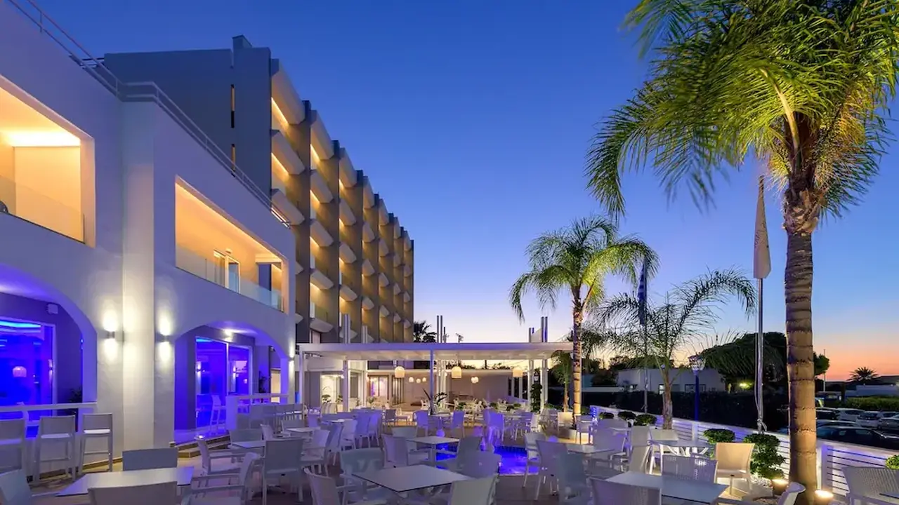 Oceanis Park Hotel