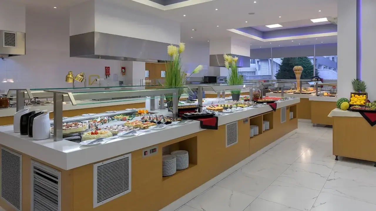 Oceanis Park Hotel