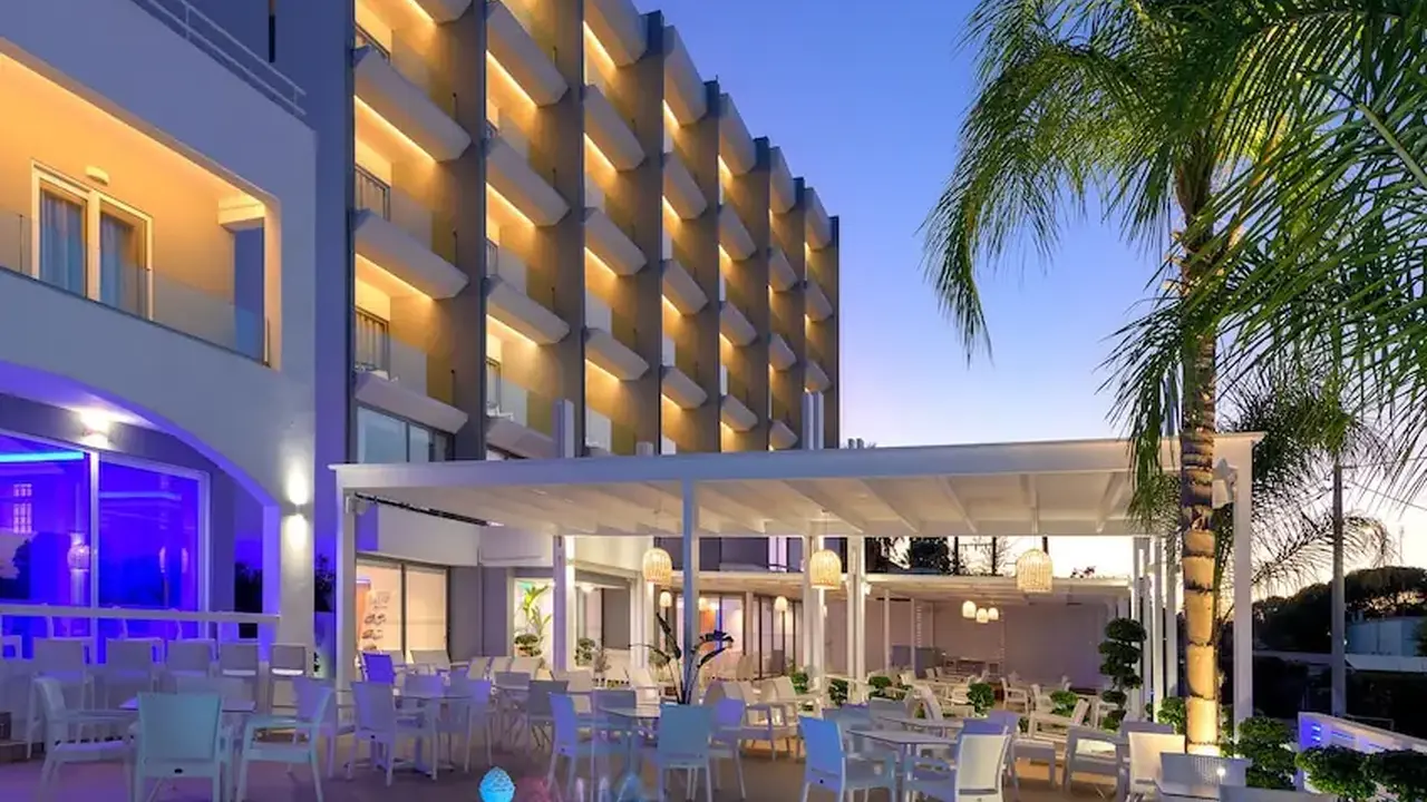 Oceanis Park Hotel