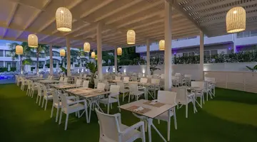 Oceanis Park Hotel