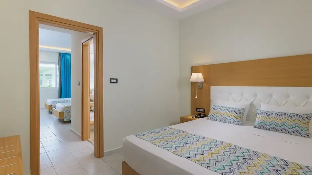 Oceanis Park Hotel