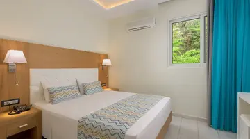Oceanis Park Hotel