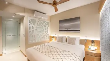 Oceans Creek Beach Hotel