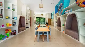 Oceans Creek Beach Hotel