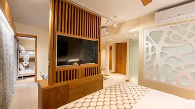 Oceans Creek Beach Hotel