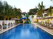 Oceans Creek Beach Hotel