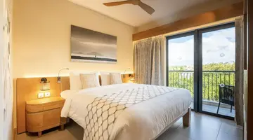 Oceans Creek Beach Hotel