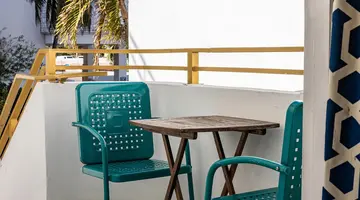 Oceanside Hotel + Suites