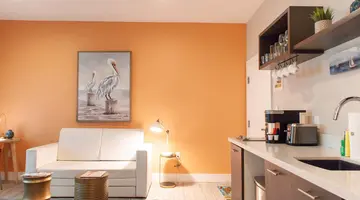 Oceanside Hotel + Suites