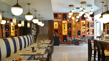 Oceanside Hotel & Suites