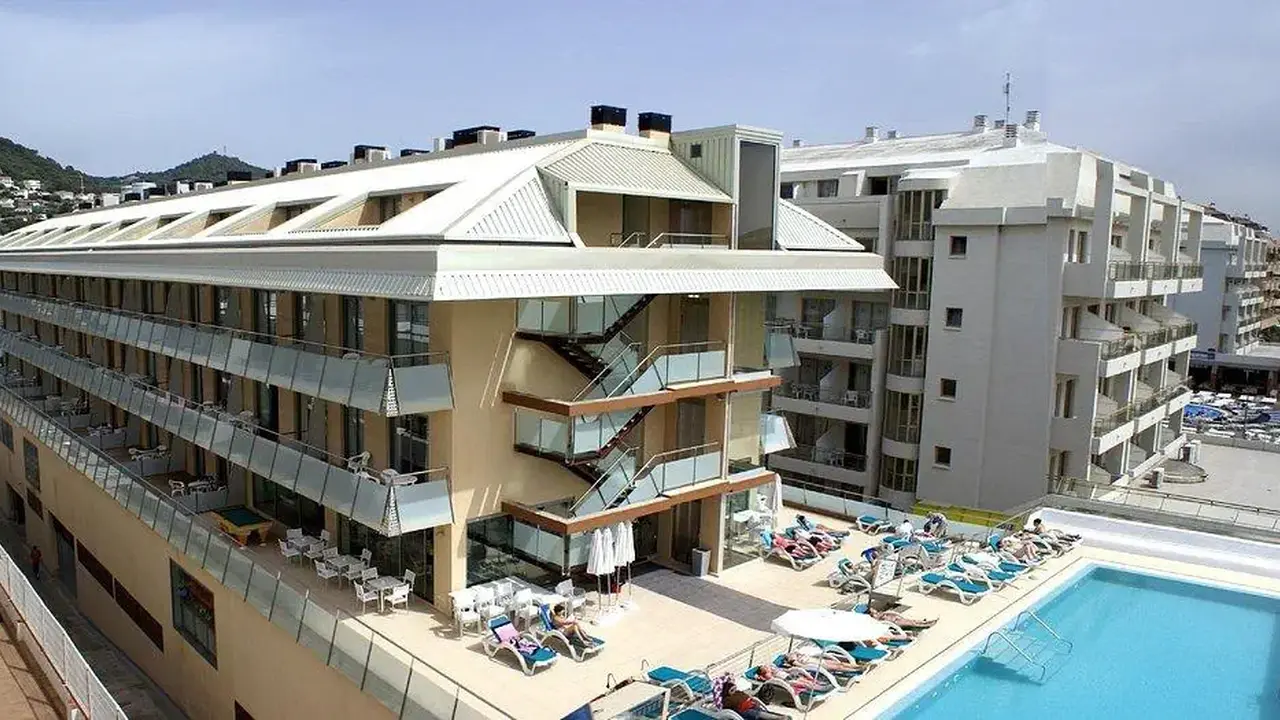Odissea Park Aparthotel