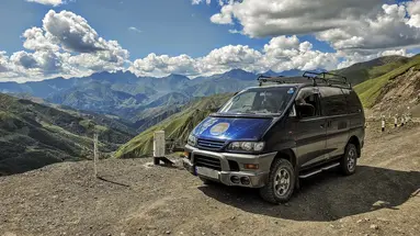 Off-road i na trasie - Gruzja