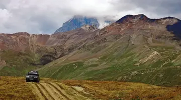Off-road i na trasie - Gruzja