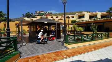 Ohasis Boutique Suites