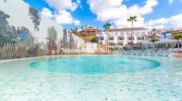 Ohasis Boutique Suites