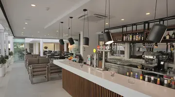 Okeanos Beach Boutique Hotel