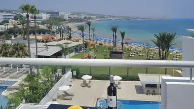 Okeanos Beach Boutique Hotel