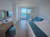 Okeanos Beach Boutique Hotel