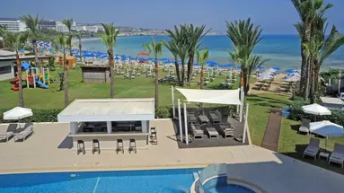 Okeanos Beach Boutique Hotel