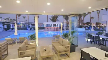 Okeanos Beach Boutique Hotel