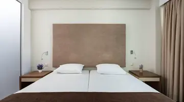 Oktober Downtown Boutique Hotel (ex Rooms)