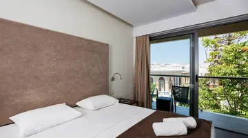 Oktober Downtown Boutique Hotel (ex Rooms)