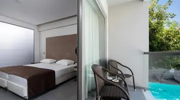 OKTOBER DOWNTOWN BOUTIQUE HOTEL