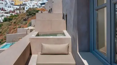 Old Castle Oia