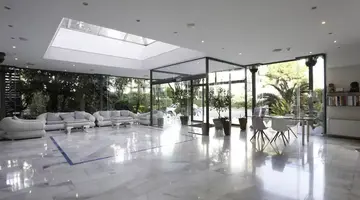 Oleander Hotel