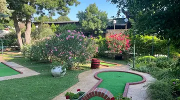 Oleander House