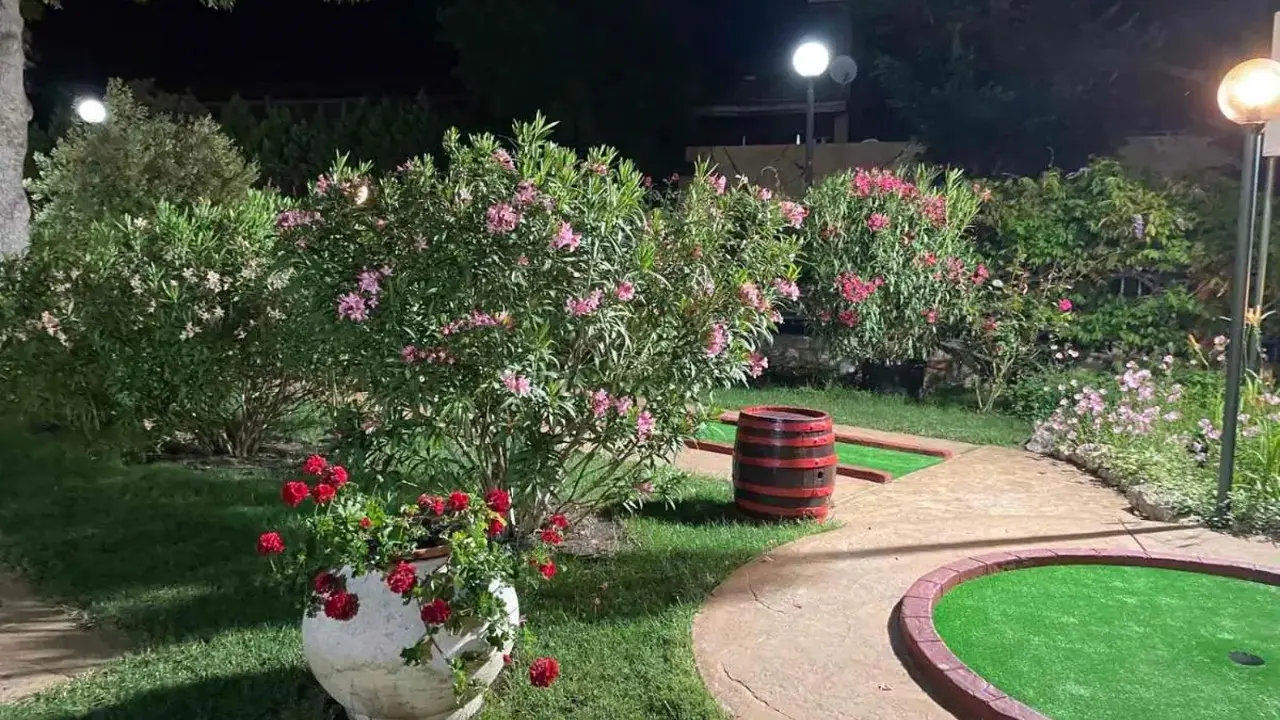Oleander House