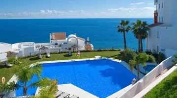 Olee Nerja Holiday Rentals by Fuerte Group