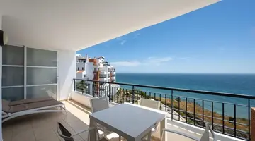 Olee Nerja Holiday Rentals by Fuerte Group