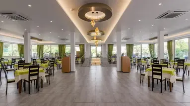 Olive Garden Hotel