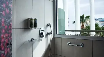 Olive Green Hotel