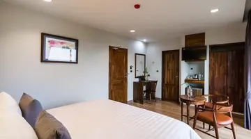 OLIVE TREE HOTEL