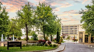 Olympian Bay Grand Resort