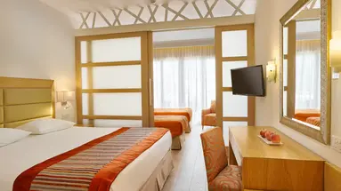 OLYMPIC LAGOON RESORT AYIA NAPA