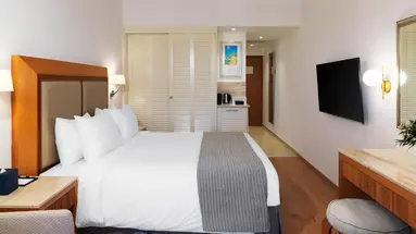 OLYMPIC LAGOON RESORT AYIA NAPA