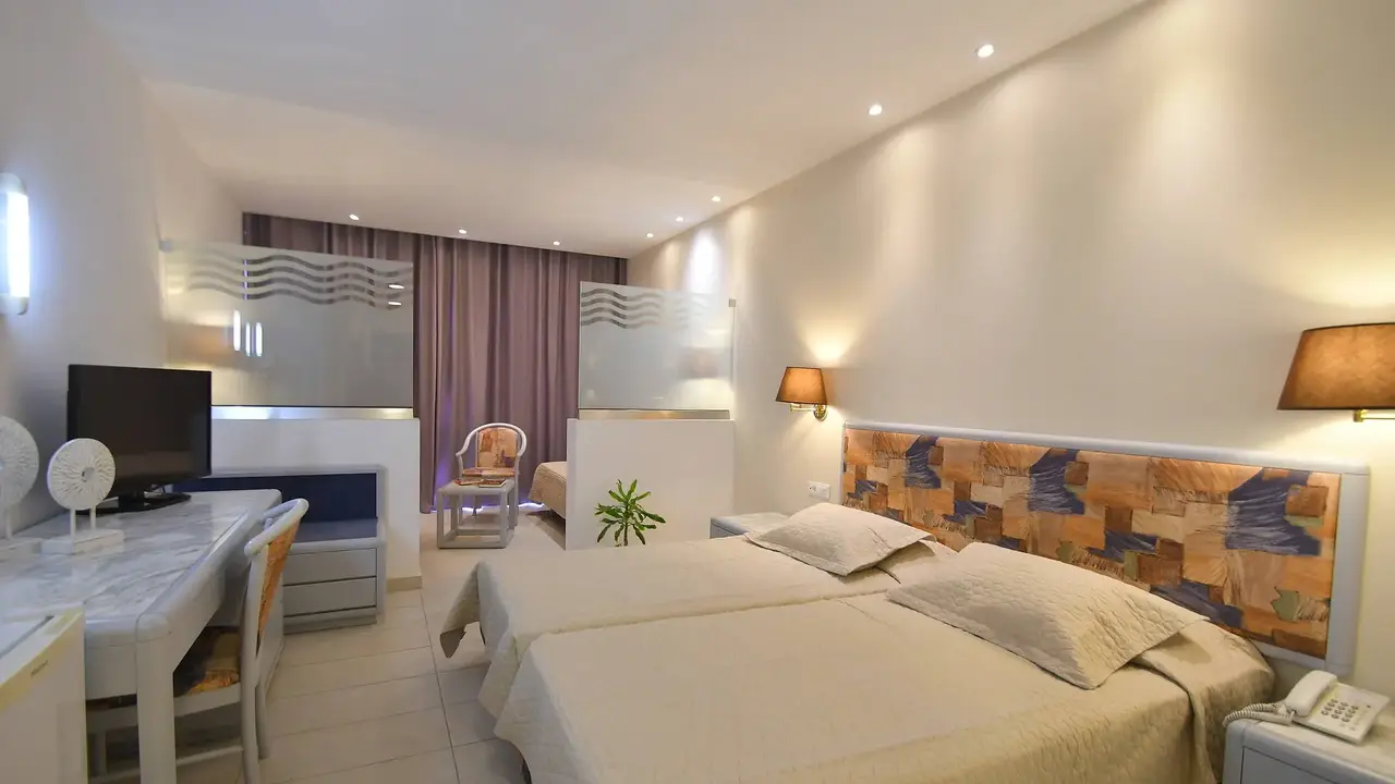 Olympos Beach Hotel
